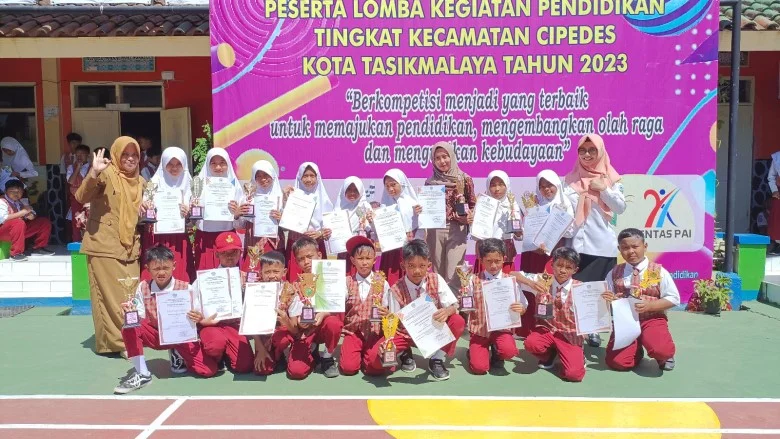 Sdn Mancogeh Kota Tasikmalaya Juara Umum Lomba Pendidikan Radartasik Id