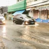 Biasakan Hidup dengan Banjir