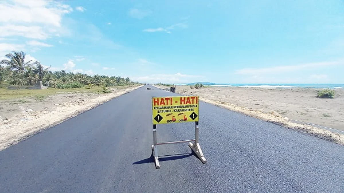 Menanti Manfaat Besar dari Jalur Pesisir