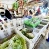 Pedagang Pasar Tradisional Terpuruk