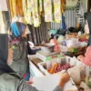 Harga Cabe Rawit Masih ”Pedas”