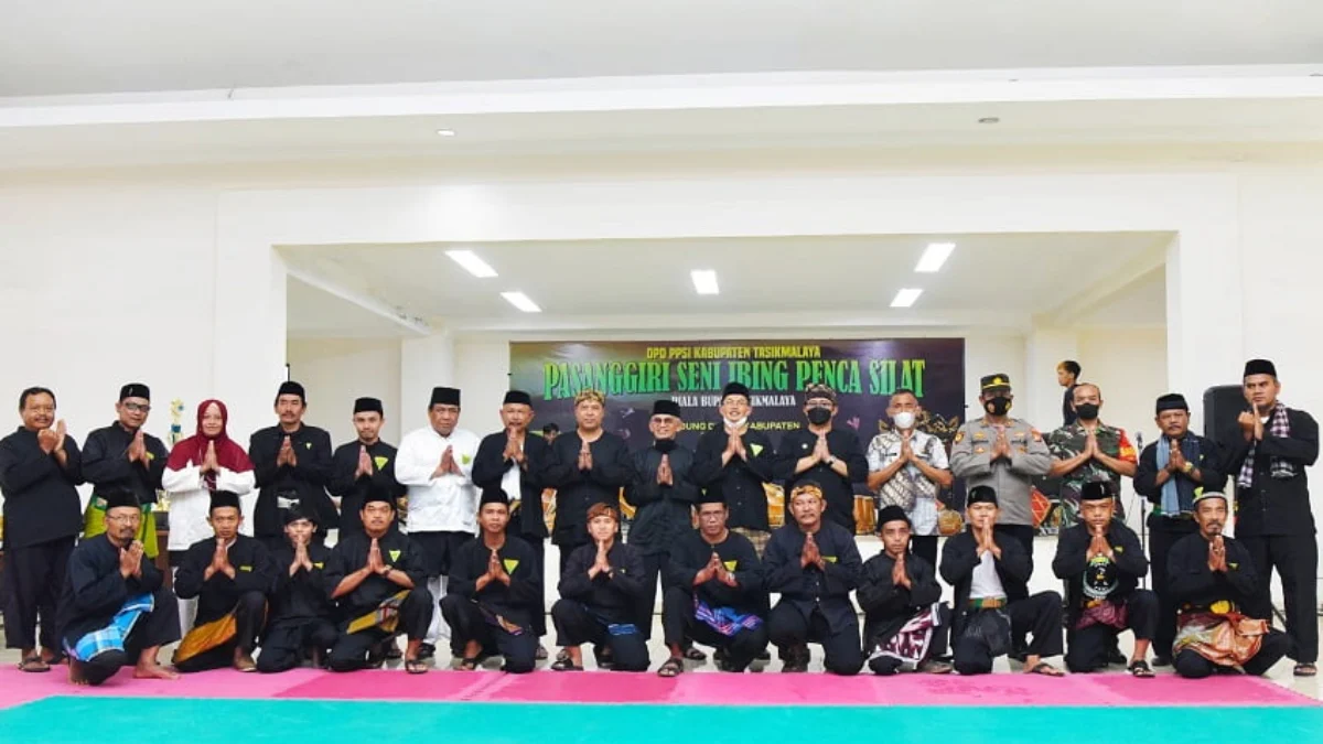 LESTARIKAN PENCAK SILAT LEWAT PASANGGIRI