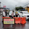 Akses di Jalan Ahmad Yani Dipersempit
