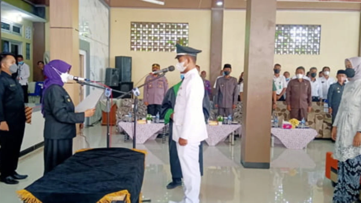 Fikri Jadi Kepala Desa Termuda