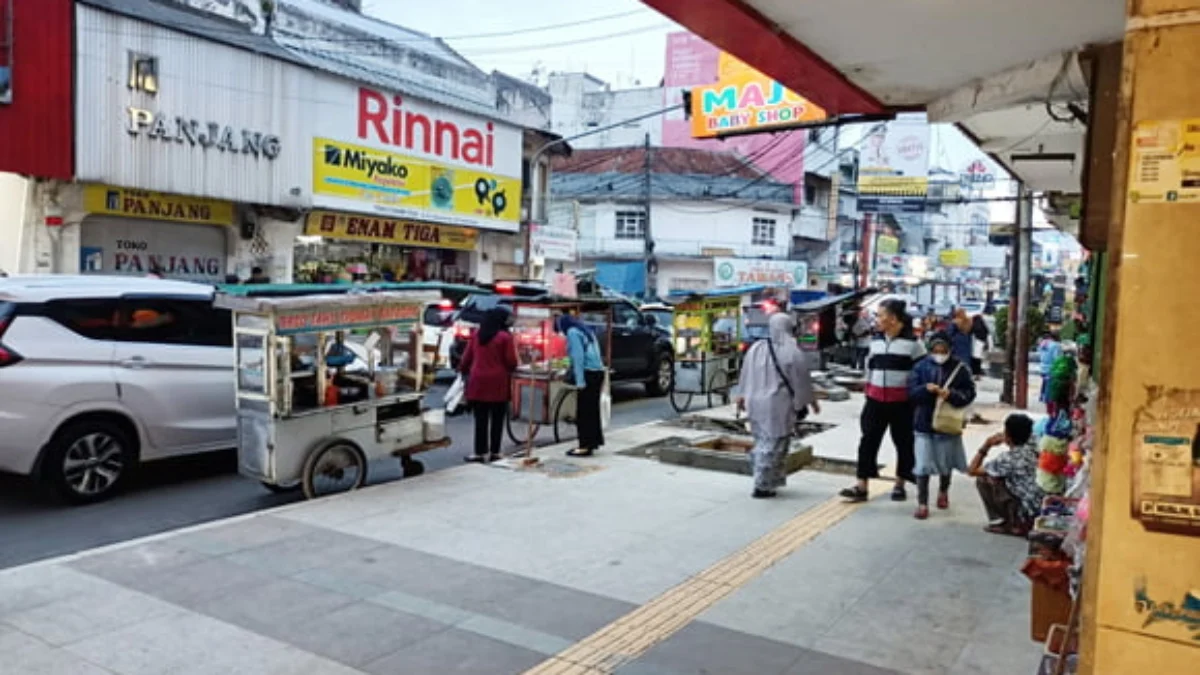 Belum Beres, PKL Sudah Menjamur