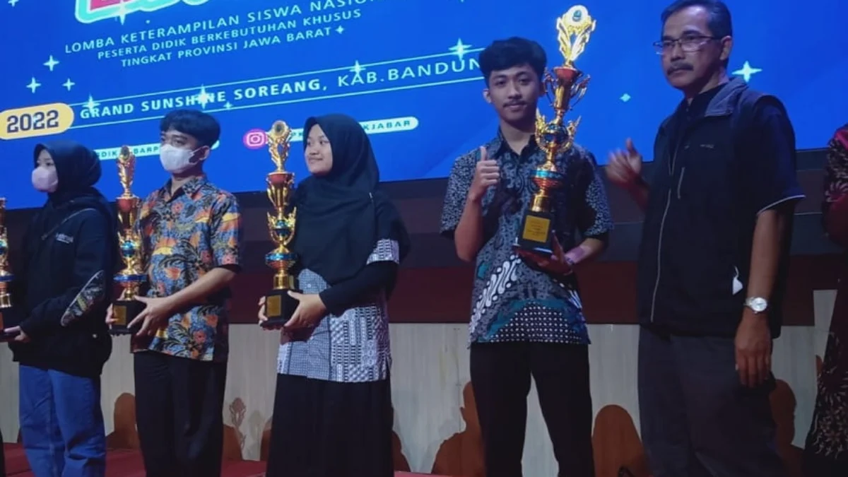 Siswa SLB Aisyiyah Juara I Lomba Menjahit Tingkat Jabar