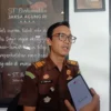 Modus Pemotongan, Menagih Utang Siswa