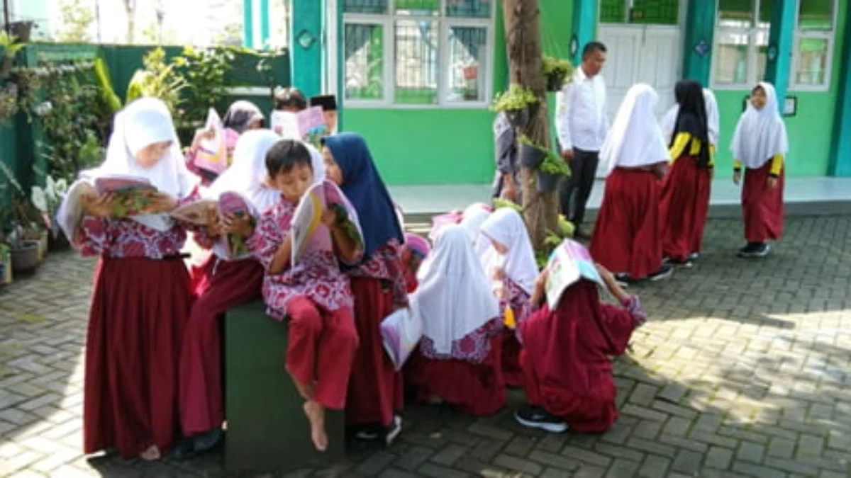 Kegiatan Pengelolaan Kelas dan Lingkungan Sekolah untuk Keberhasilah Pembelajaran