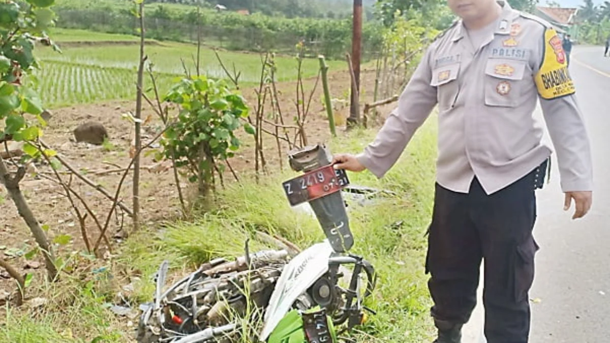 Tabrakan, Satu Keluarga Meninggal