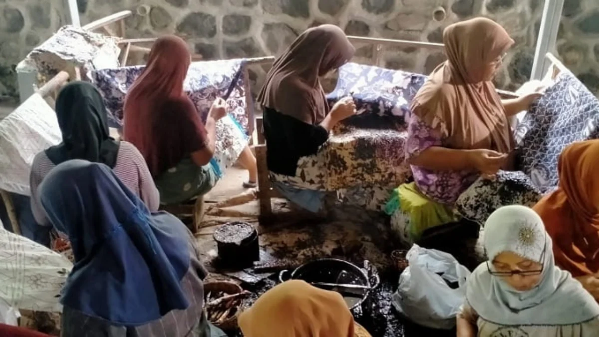 Perajin Batik Sukapura Terus Berinovasi