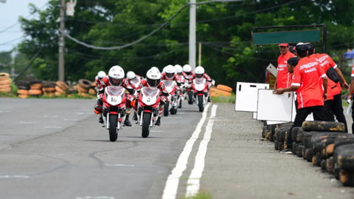 16 Pembalap Belia Dilatih Astra Honda Racing School