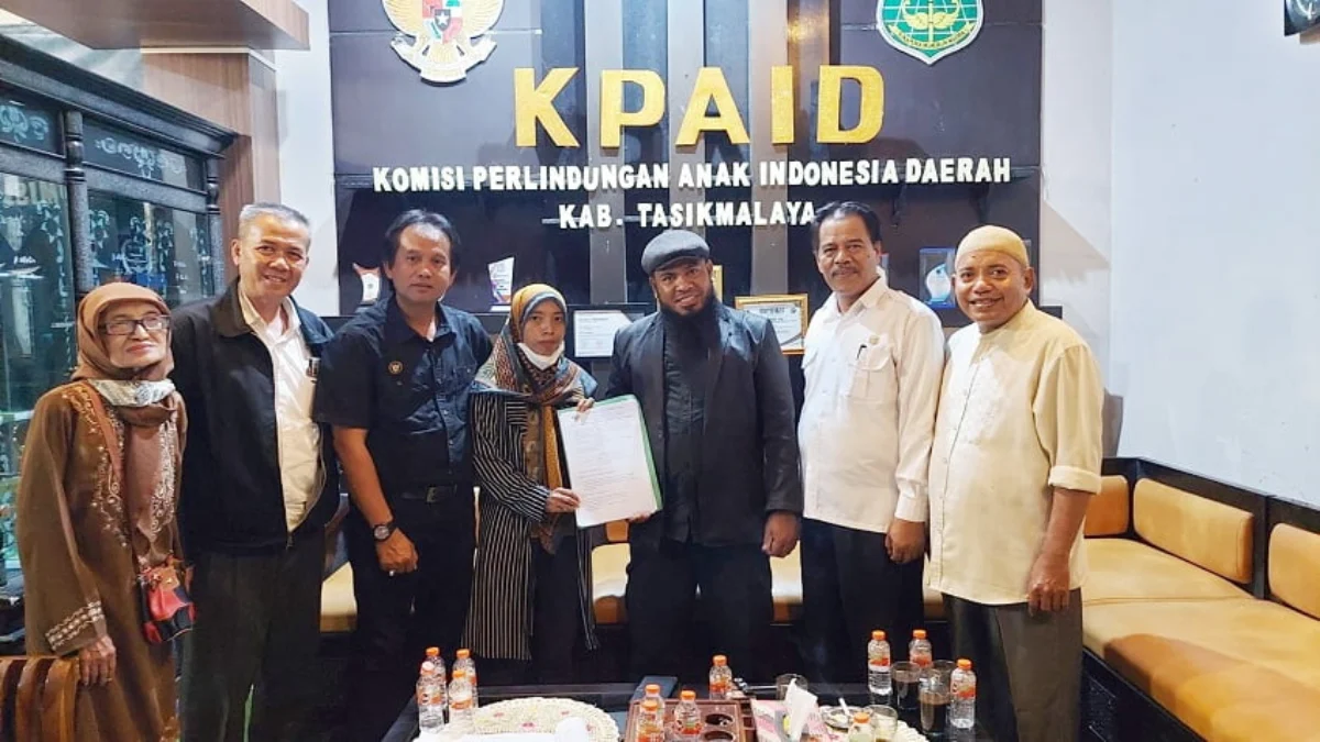 SANTRI YANG DIDENDA PESANTREN BERUJUNG ISLAH