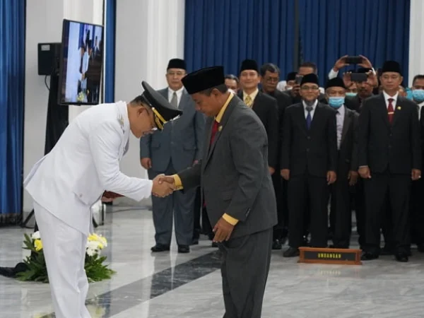 Pahami Isyarat Publik