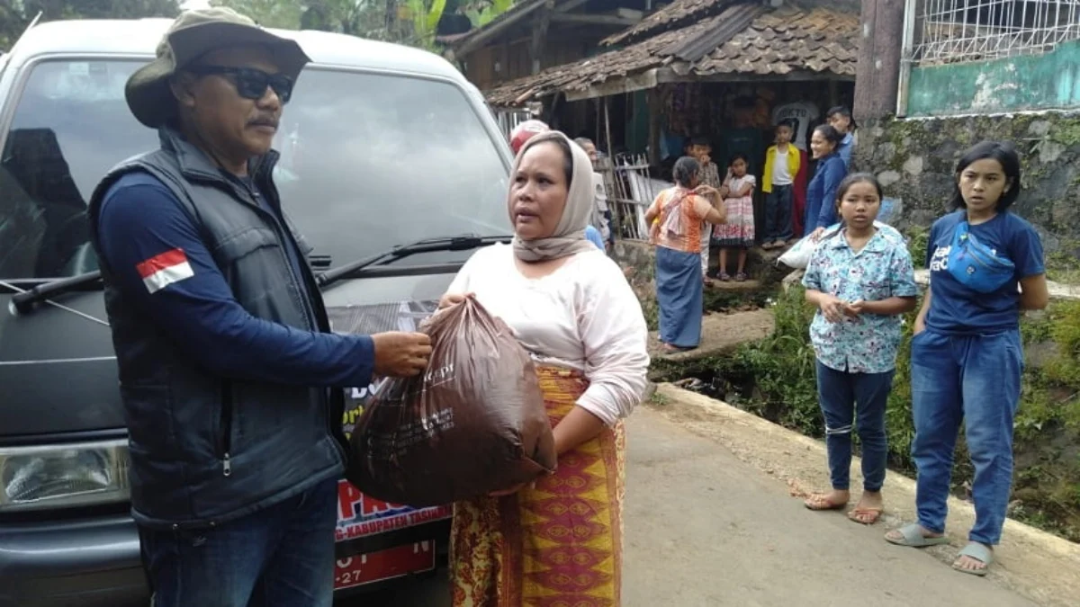 Pemdes Cipacing Peduli Korban Gempa Cianjur