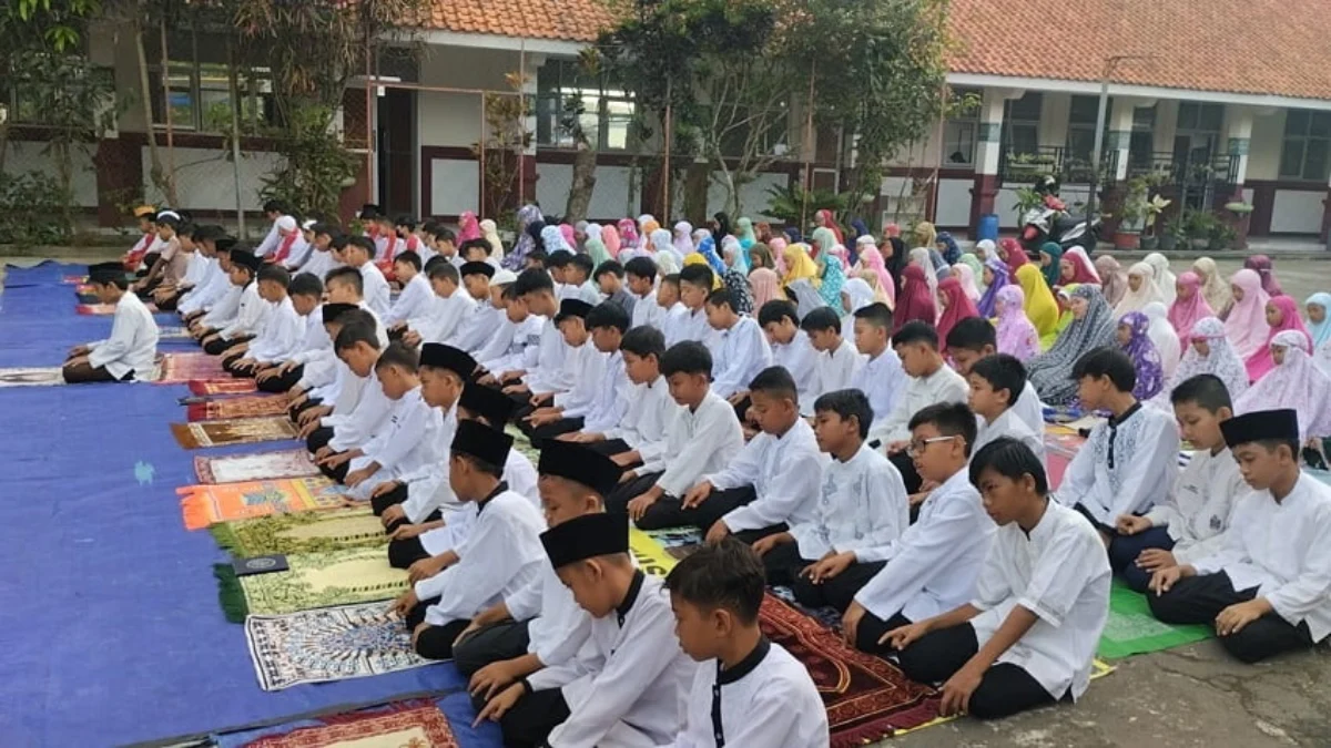 SDN 1 Cikalang Cetak Generasi Islami