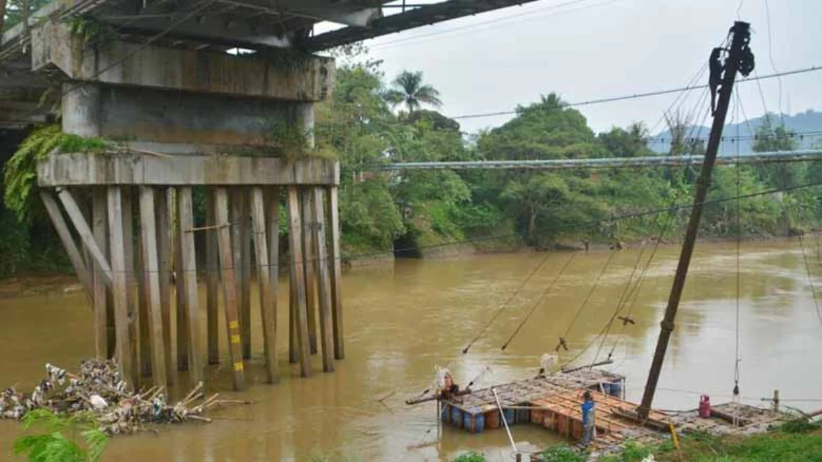 Jembatan Parunglesang