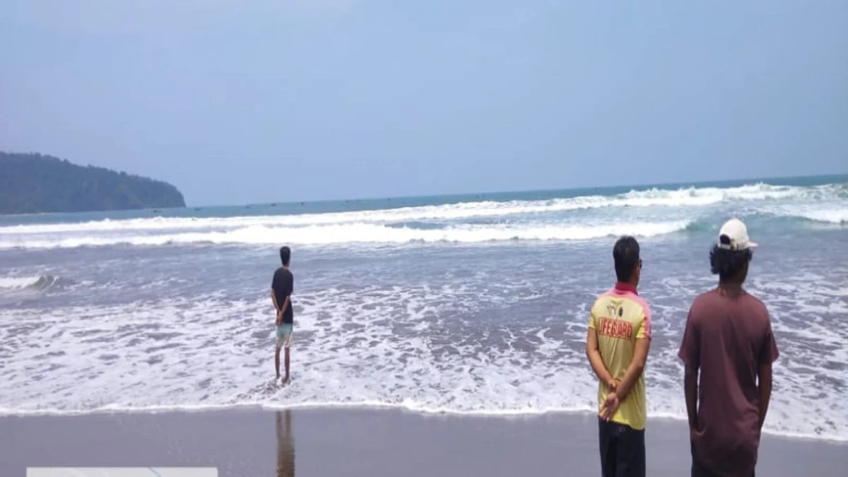 Dua anak punk hilang di pantai barat pangandaran