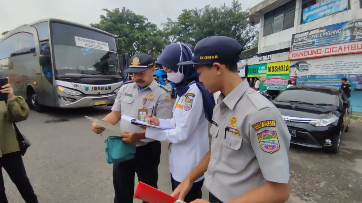 6 bus dinyatakan tak laik jalan karena menyalahi trayek