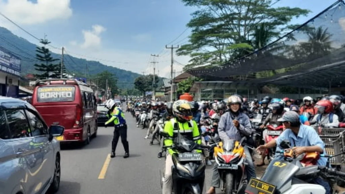 Lalu Lintas pemudik harus hati-hati terhadap cuaca ekstrem