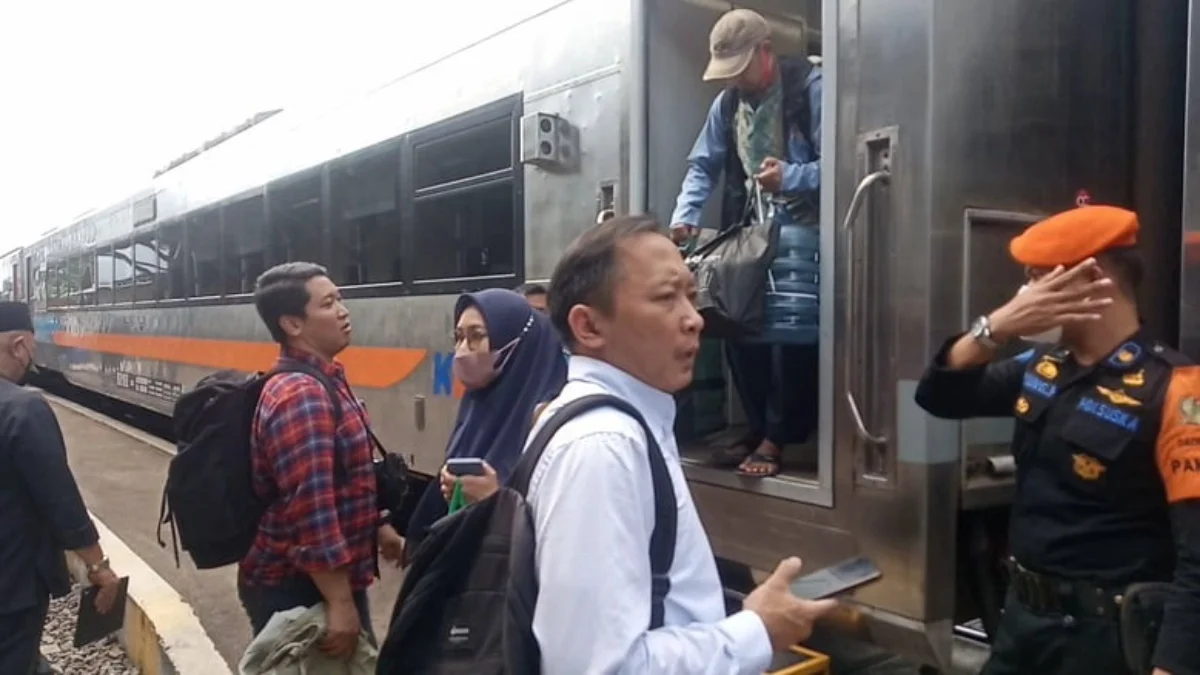 Harga Tiket Kereta Api, Stasiun Tasikmalaya,