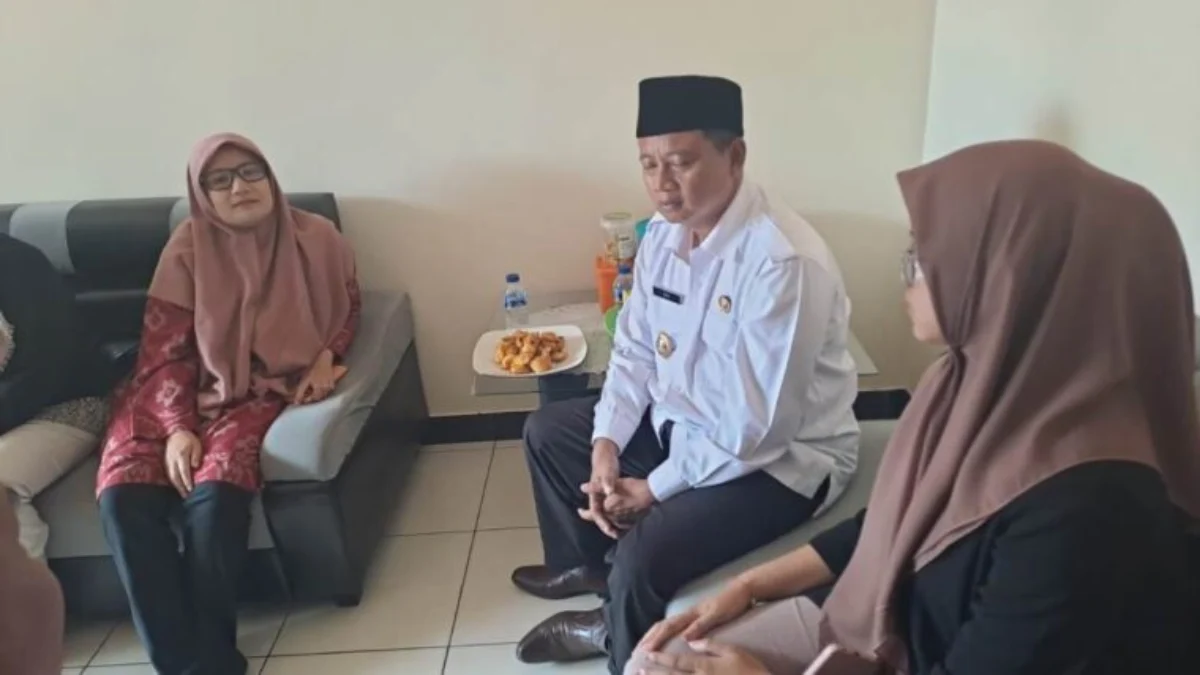 Wagub Jabar Datangi Siswi SMA Tasikmalaya Pada Kasus yang Sempat Viral