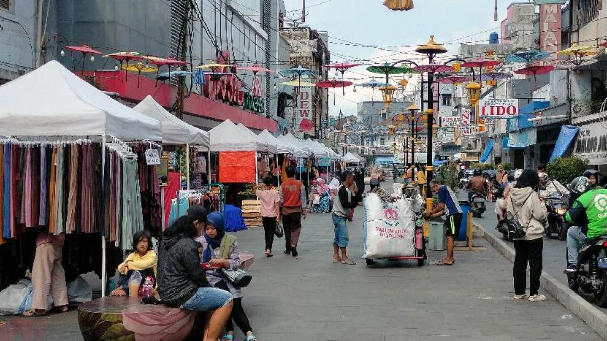 Penataan Jalan Cihideung Tidak Masuk Akal?