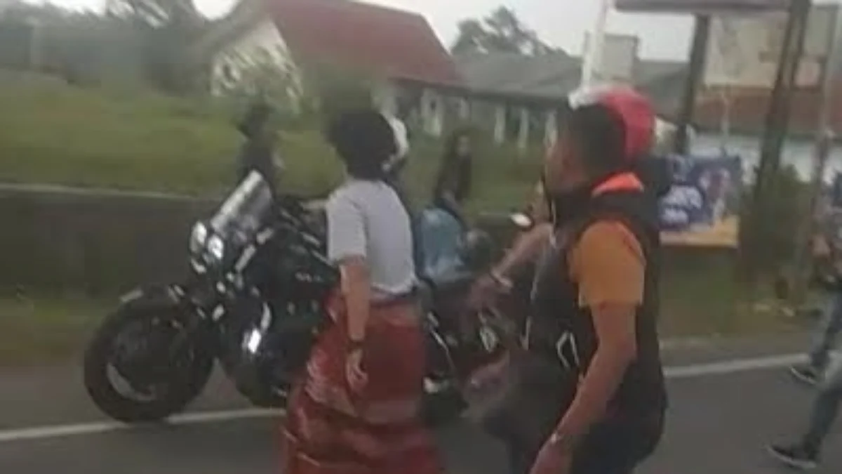 Santri Miftahul Huda Kena Senggol moge. Kecelakaan motor santri