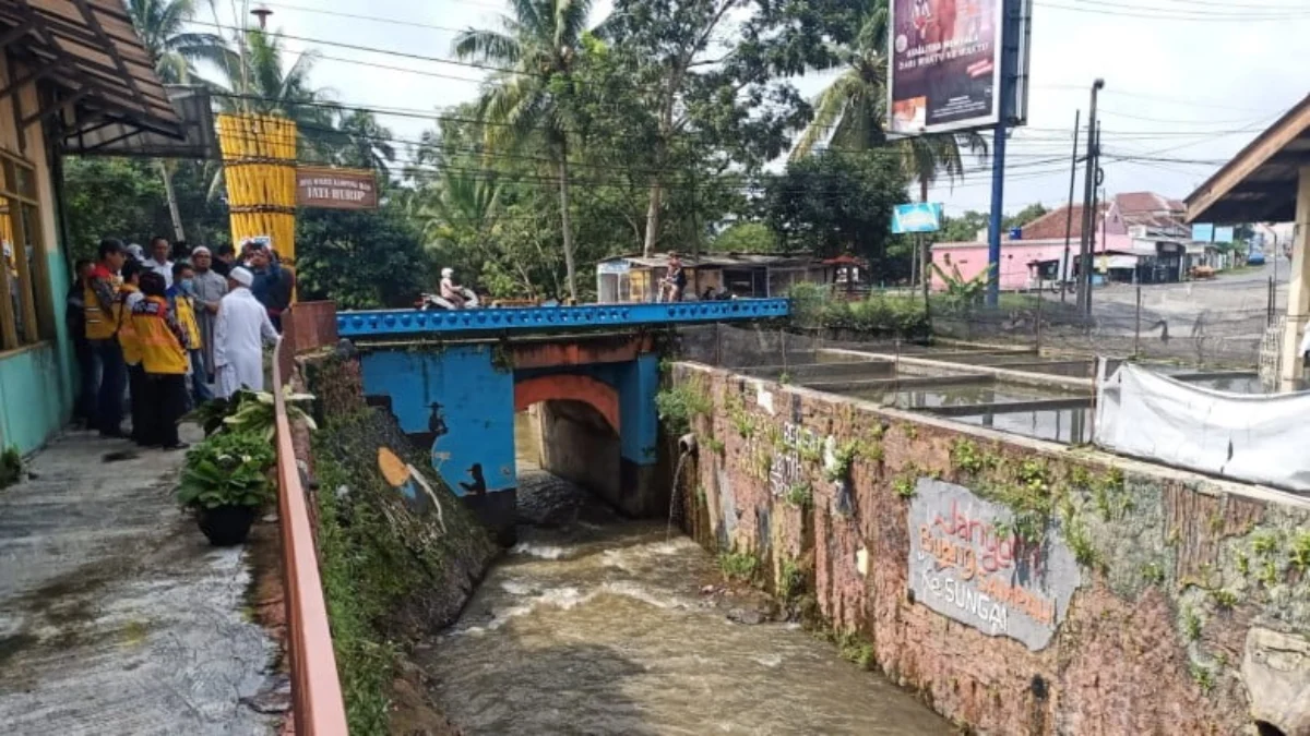 Jalan Raya Ciawi