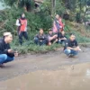 Warga Kecamatan Mekarmukti