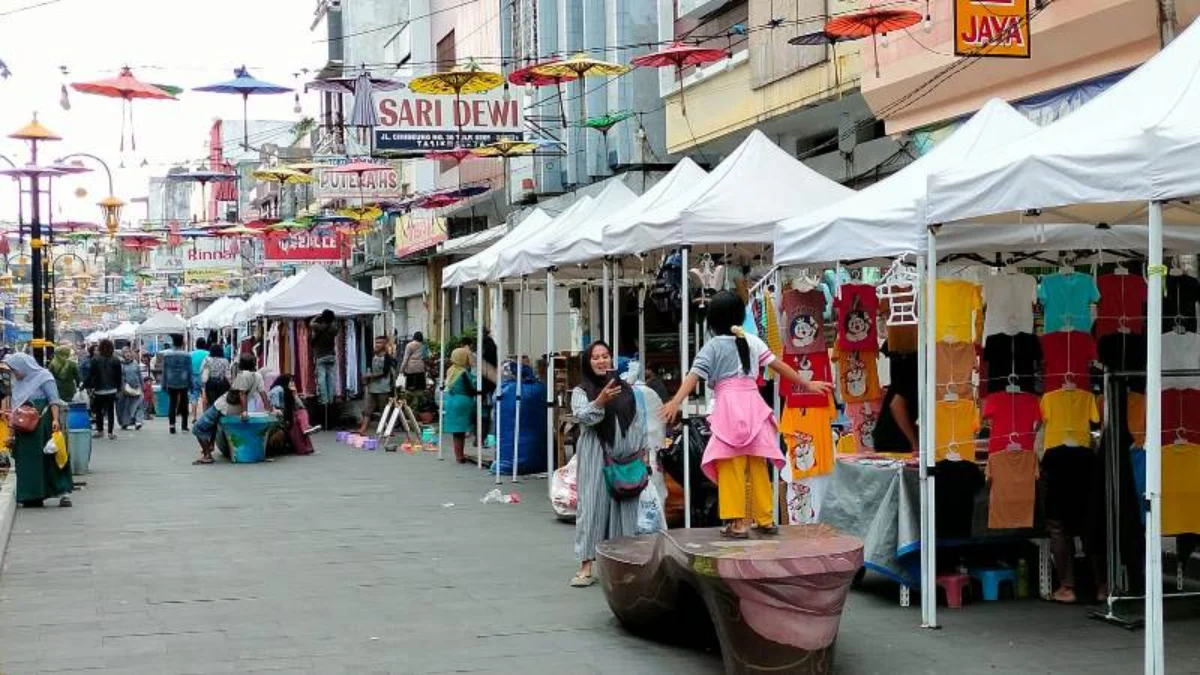 Jalan Cihideung Butuh