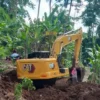 11 Rumah Tertimbun Longsor di Kabupaten Tasikmalaya