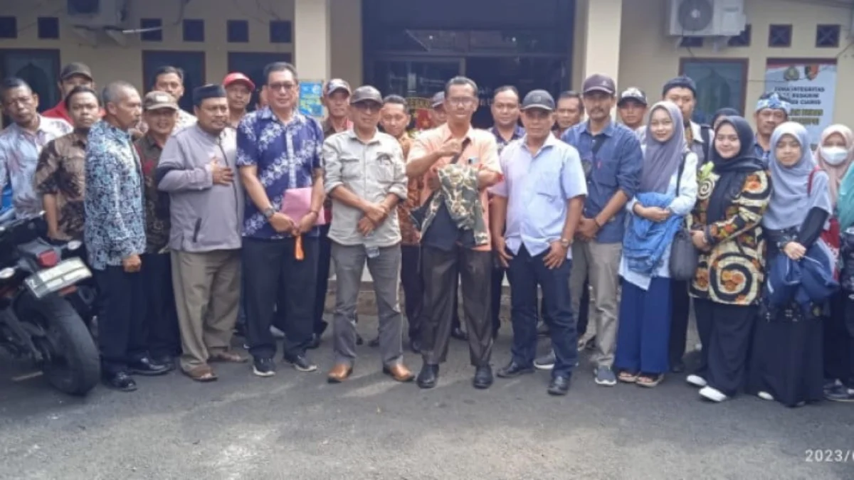 Asep Devo Dikeroyok, Bacaleg PDI Perjuangan Dikeroyok