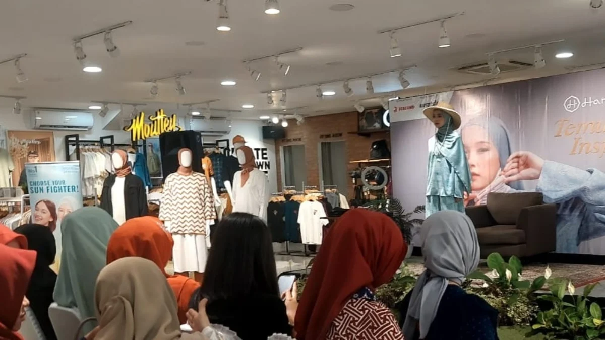 Tampil Cantik dengan Busana Muslim