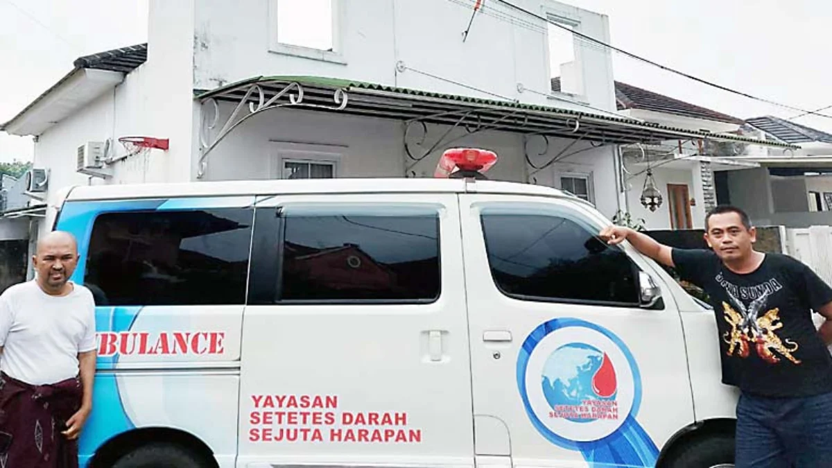 ambulan milik yayasan setara