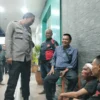 bapak-bapak duel