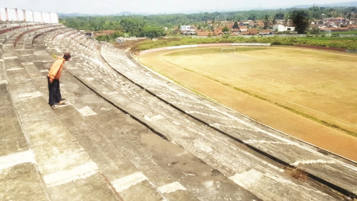 Stadion Mangunreja