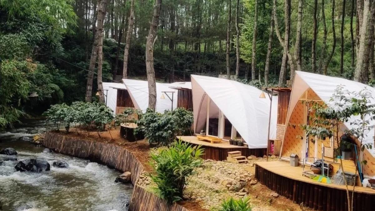 LuxCamp Riverside By Horison Bandung, Glamping Unik di Pinggir Sungai dengan View Alam Indah