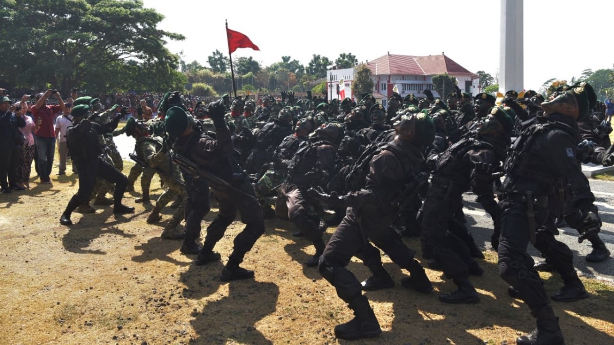 Upacara HUT TNI ke-78 Berlangsung Meriah di Lapang Kantor Bupati ...