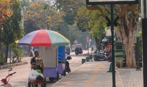 Pedagang Keliling Minta Pemkab Ciamis Bijaksana: Bolehkan Jualan di Kawasan Alun-Alun