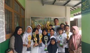 SDN 1 Cikalang Tasikmalaya Ciptakan Siswa Religius dan Kompetitif