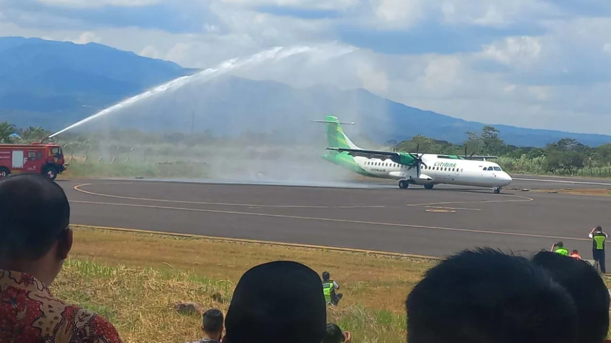 reaktivasi bandara wiriadinata jadi perjalanan dinas