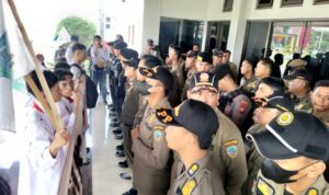 9 Aktivis Dihadang Puluhan Aparat Saat Aksi di Bale Kota Tasikmalaya