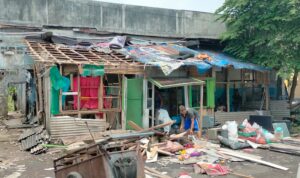 Penghuni Eks Terminal Cilembang Tasikmalaya Mulai Angkat Kaki, Gara-Gara Anjing!