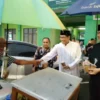 H M Yusuf, PCNU Kota Tasikmalaya, bagi-bagi takjil,