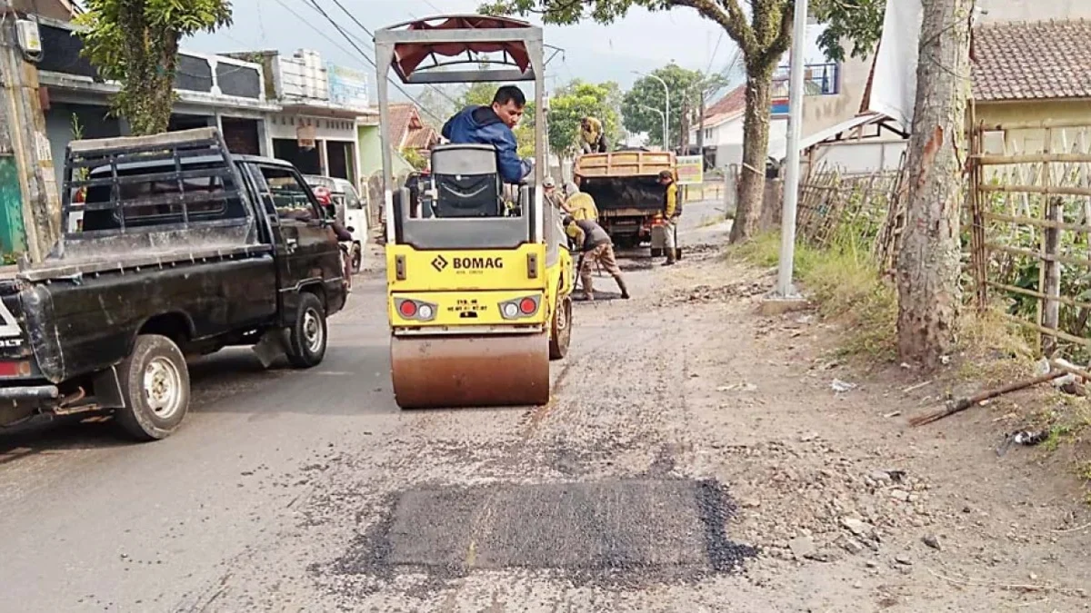 jalan di kabupaten garut