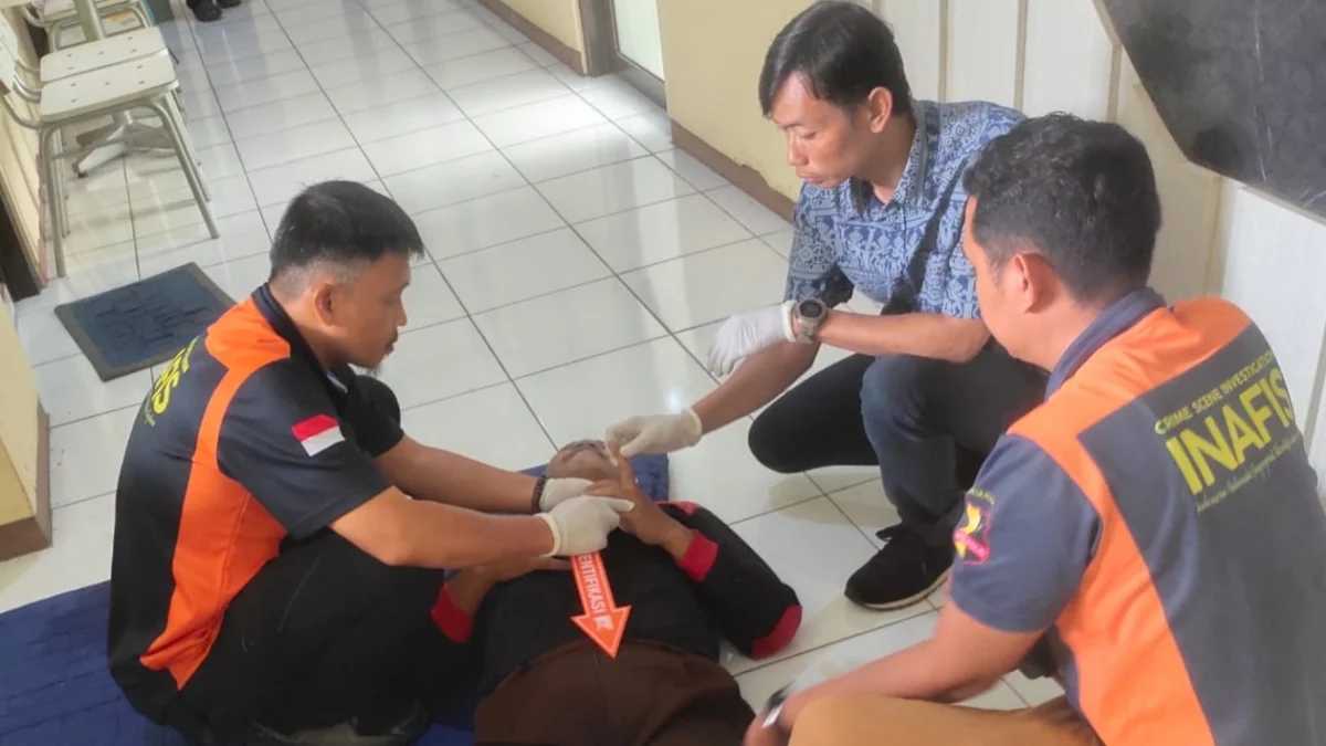 Satpam kesbangpol, meninggal saat bekerja,