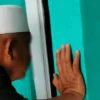 Guru PNS, Selingkuh, Tarawih, ulama