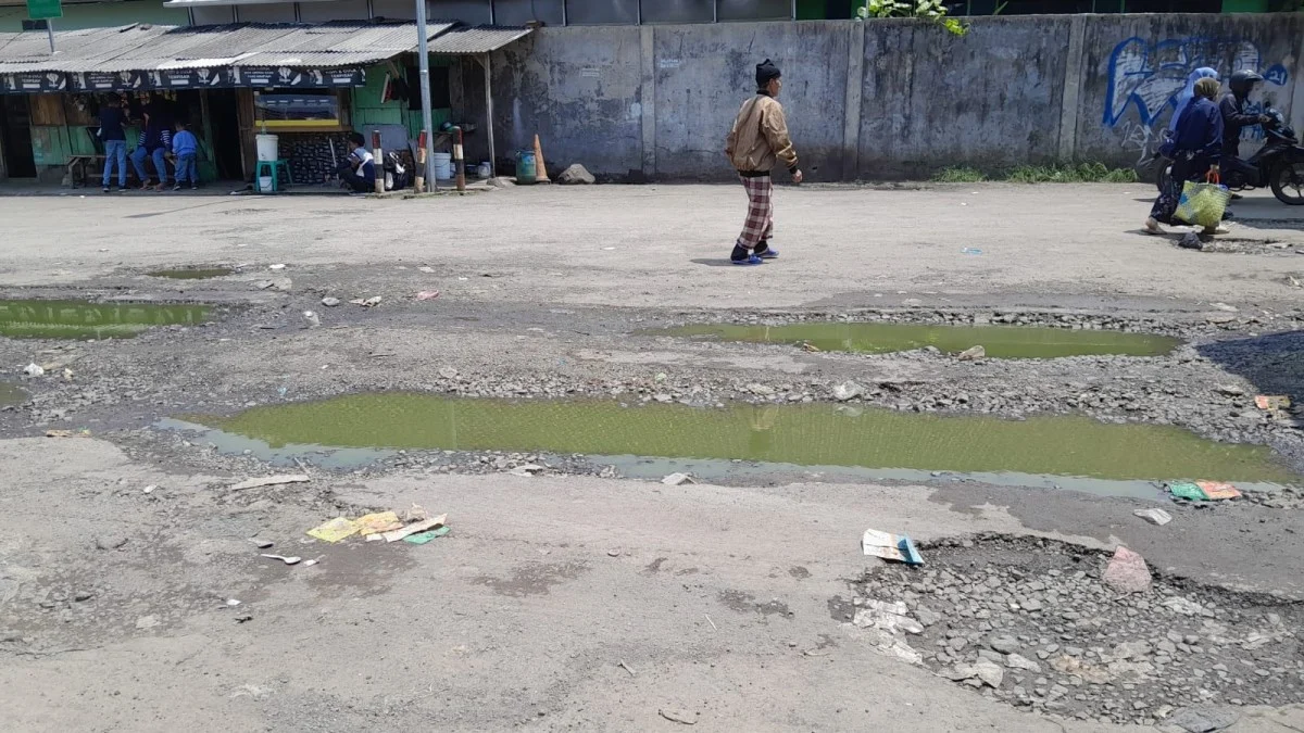 relokasi terminal singaparna ke kecamatan padakembang