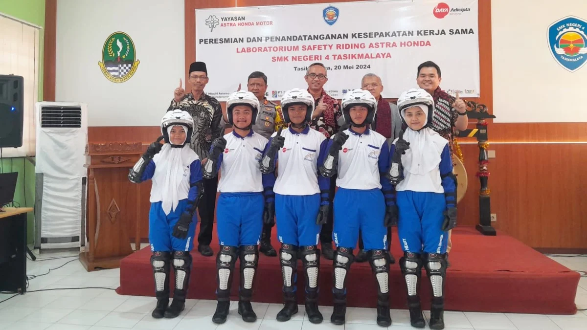 Safety Riding Lab di SMKN 4 Tasikmalaya