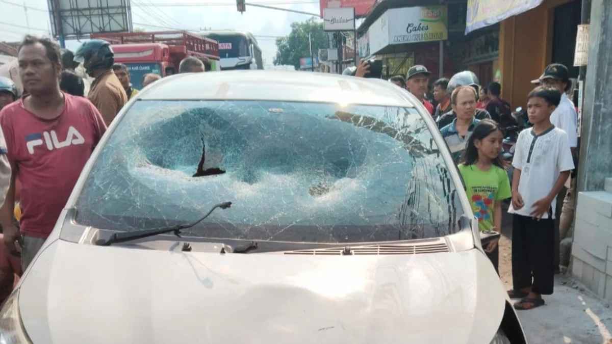 Ganjal Kartu ATM, mobil pelaku,